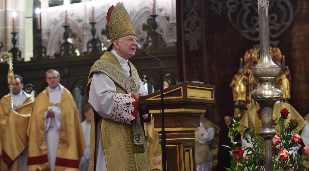 Ingres arcybiskupa Marka Jędraszewskiego do katedry na Wawelu. "Pragniemy, aby Chrystusowy krzyż królował od Giewontu, aż po Bałtyk"