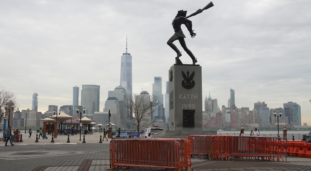 Przed drugim głosowaniem. Co dalej z pomnikiem w Jersey City?