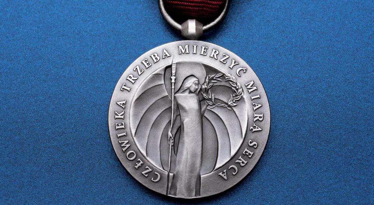 Virtus et Fraternitas. Prezydent wręczy medale niosącym pomoc Polakom w XX w.