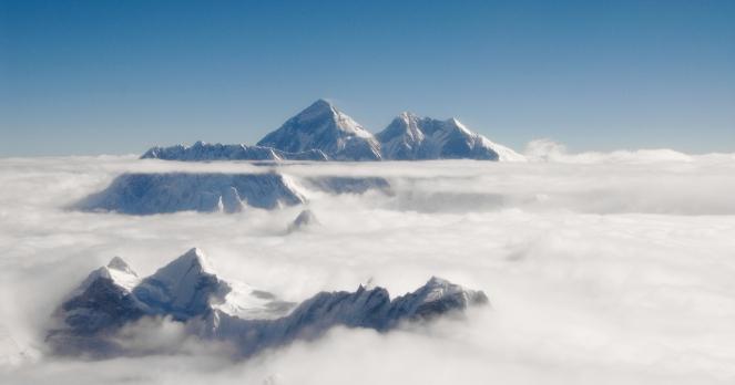 Himalaje: szerpa będzie się wspinał z Alem Gorem?