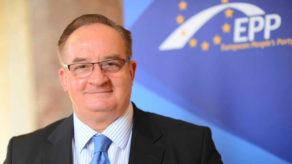 Jacek Saryusz-Wolski: Komisja Europejska pozostawia Unię skłóconą