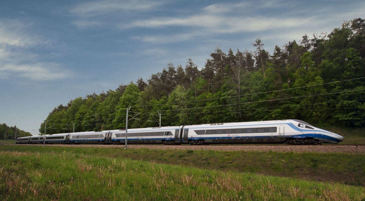Polacy masowo podróżują koleją. W lipcu odnotowano rekordowy wzrost liczby pasażerów