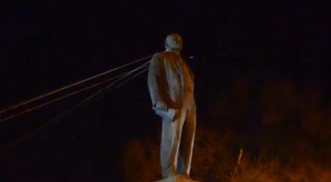 Na Ukrainie obalono kolejne pomniki Lenina
