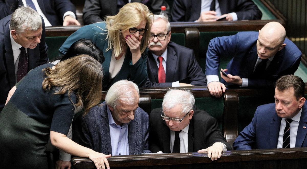 Sejm przyjął ustawę o przeniesieniu środków z OFE do IKE i ZUS