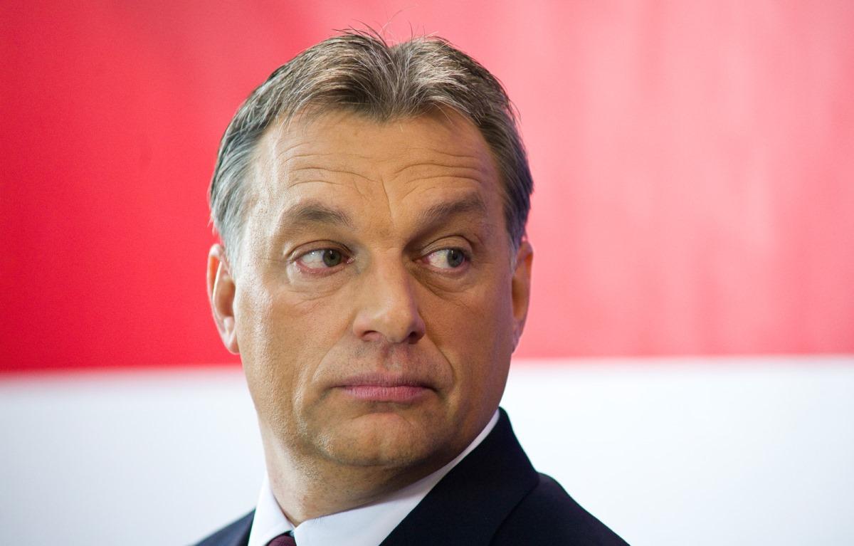 W niedzielę na Węgrzech referendum w sprawie zasad relokacji uchodźców. Premier Viktor Orban apeluje o udział w głosowaniu