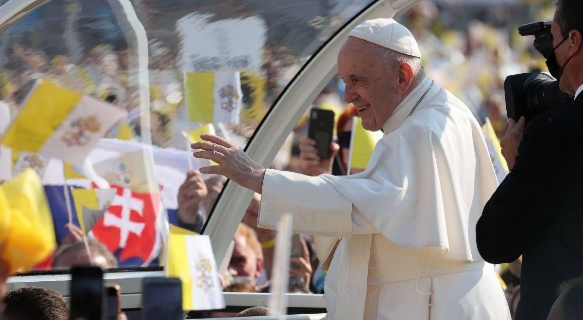 Papież Franciszek wraca do Watykanu. Zakończyła się jego pielgrzymka na Słowację