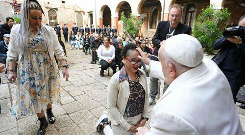 Papież rozpoczął wizytę w Wene...