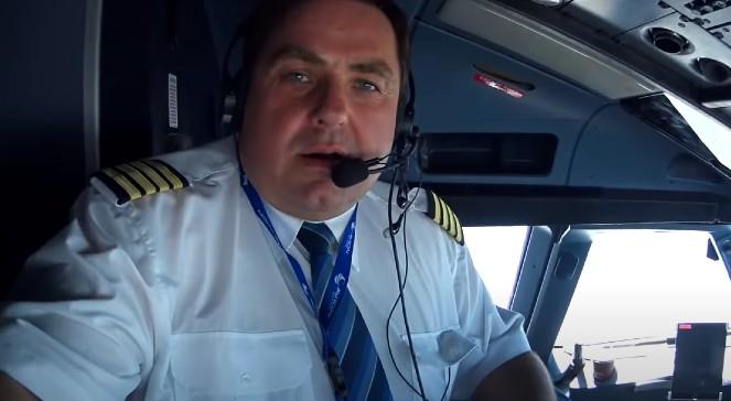 Kapitan Dariusz Kulik: branża lotnicza jest w zapaści, wielu podróżnych ma obawy