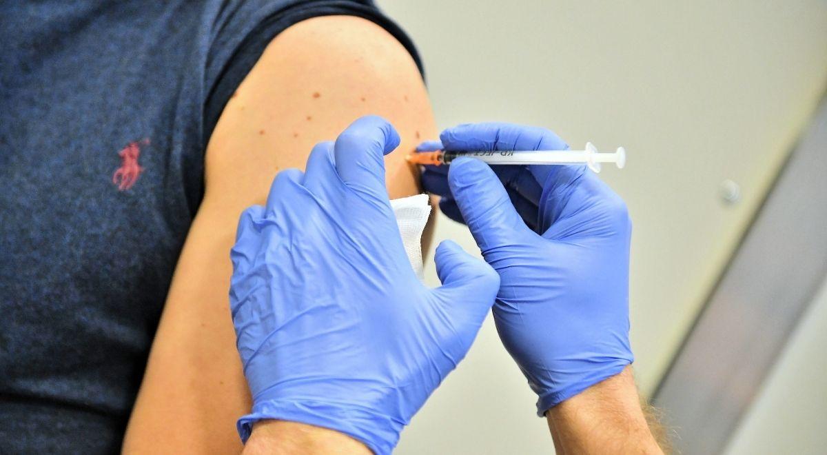 Czym się różnią szczepionki Pfizera i Moderny? Tłumaczy lekarz specjalista chorób zakaźnych