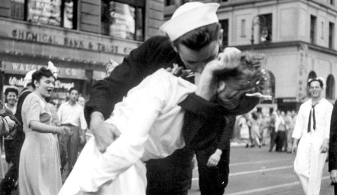 W USA zmarł marynarz ze słynnego zdjęcia z II wojny światowej