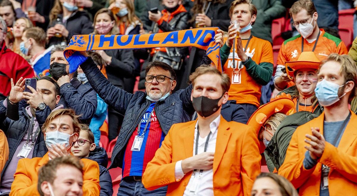Kibice w Holandii wracają na stadiony. Fani obejrzą mecze z trybun jeszcze w kwietniu