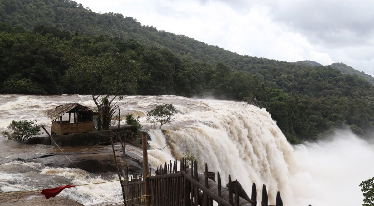 Już 67 ofiar śmiertelnych powodzi w stanie Kerala w Indiach