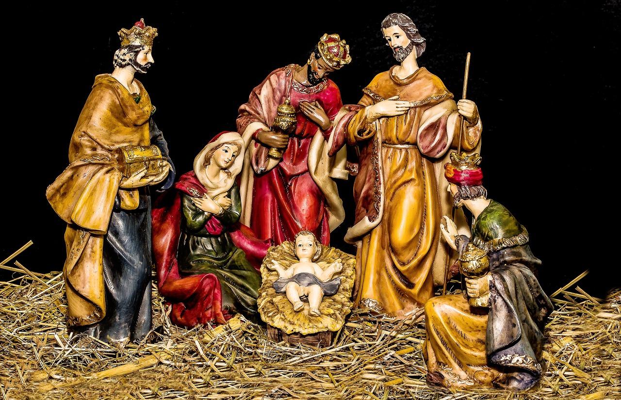 Jakie zwyczaje i tradycje wiążą się ze świętem Trzech Króli?