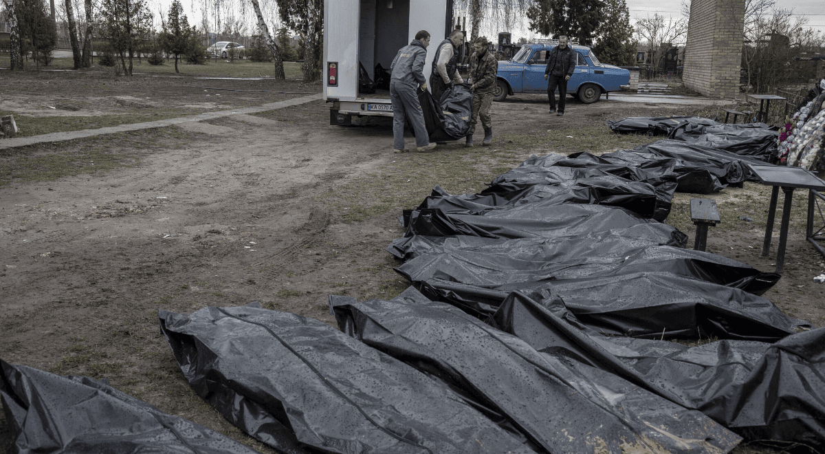 "Mobilne krematoria oczyszczają ukraińskie ulice". Tak Rosjanie niszczą dowody zbrodni