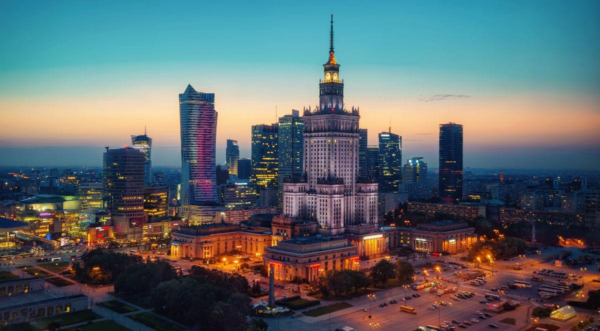 "Guardian": Discovery rozważa przeniesienie swojego europejskiego centrum do Polski