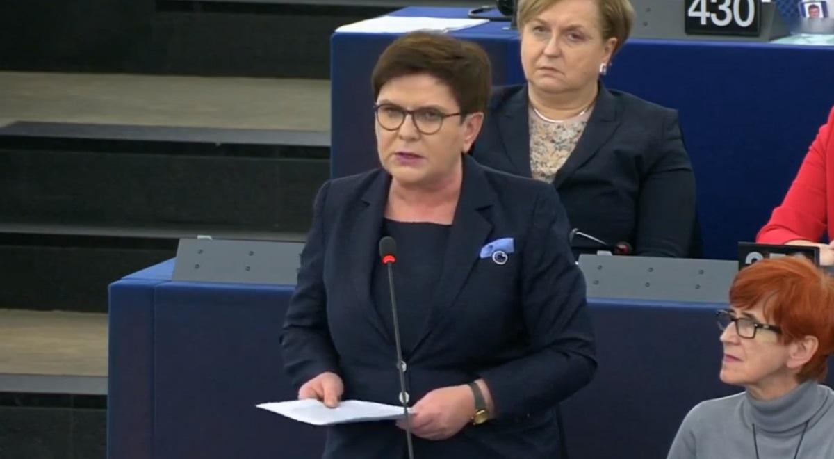 Burzliwa wymiana zdań w PE. Szydło odpowiada Sikorskiemu: jest pan kłamcą