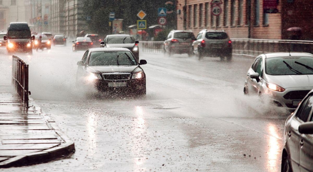 Marznące opady deszczu na południu Polski. IMGW ostrzega
