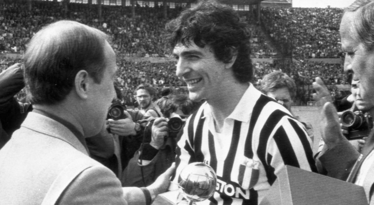 "Byłeś ikoną naszej piłki". Włochy w żałobie po śmierci Paolo Rossiego