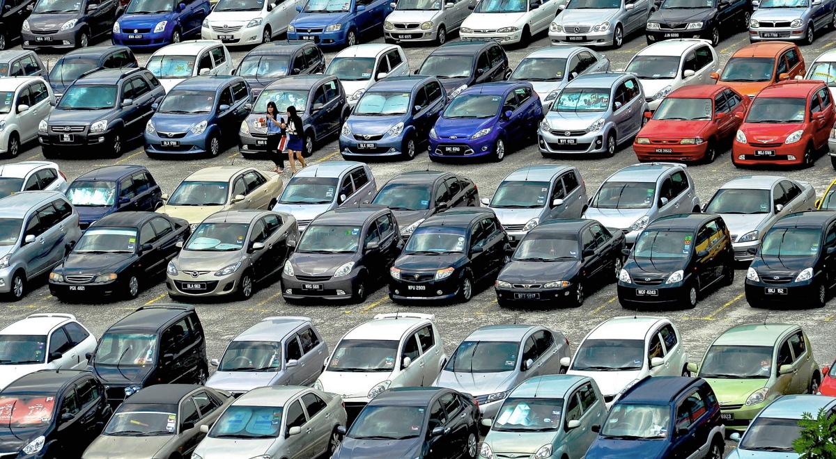 Nowe przepisy przewidują 1000 zł kary za niezarejestrowanie samochodu w ciągu 30 dni