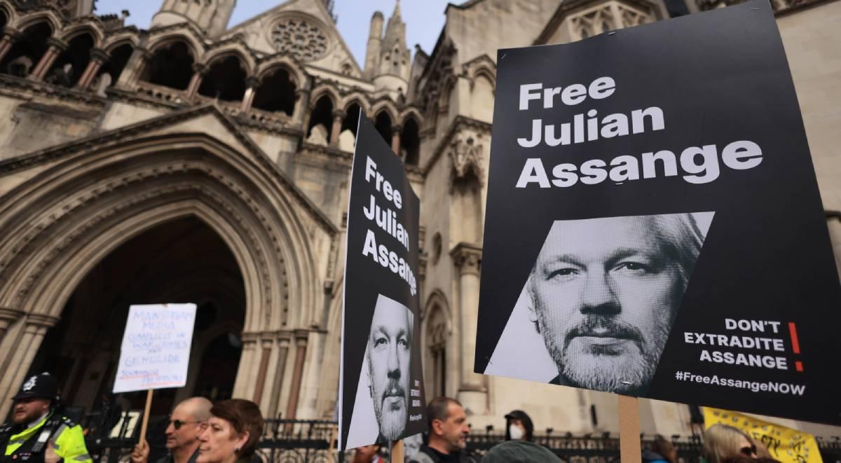 Sąd odłożył decyzję ws. Assange'a. Przedstawiono warunki ekstradycji do USA