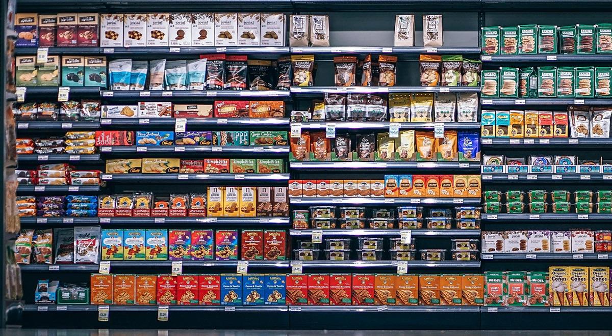 Podwójne standardy żywności w UE: będzie zakaz - albo zmiana składu, albo inna marka