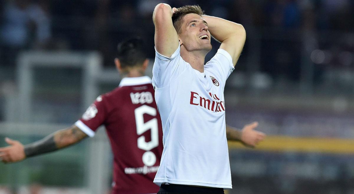 Serie A. Bramka Krzysztofa Piątka w przegranym meczu AC Milan 