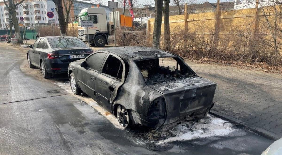 "Być może to akt zwykłego wandalizmu". Ambasador RP komentuje podpalenie samochodu w Berlinie