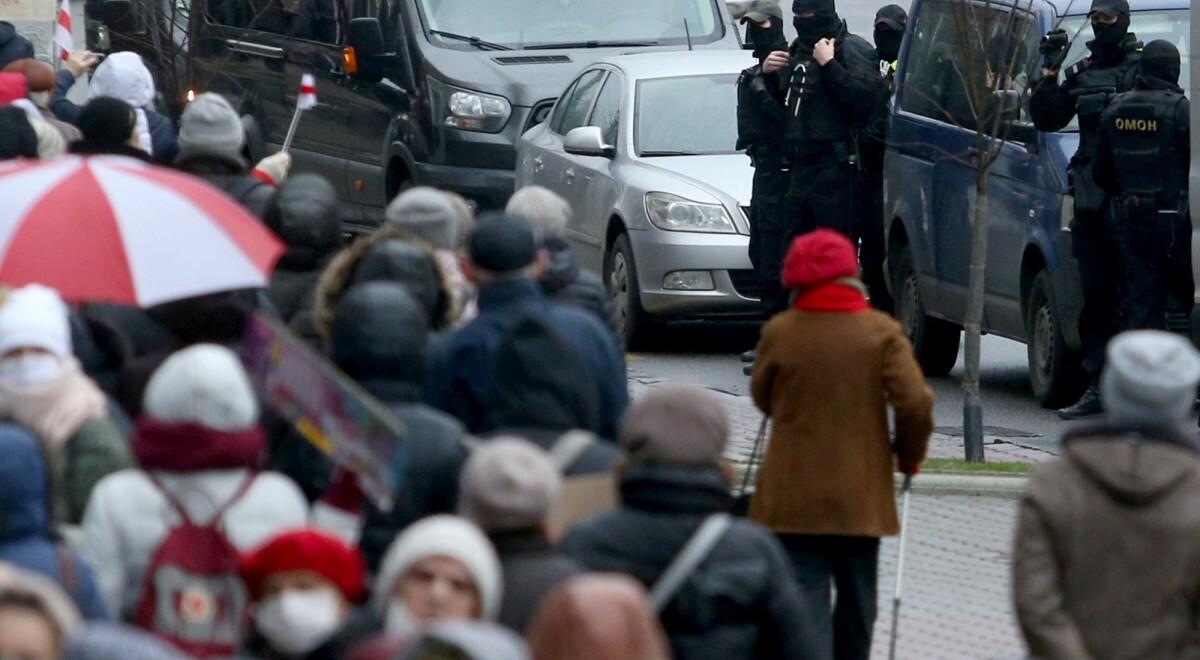 Białoruś: "marsz mądrości" zablokowany przez milicję. Kilkudziesięciu zatrzymanych