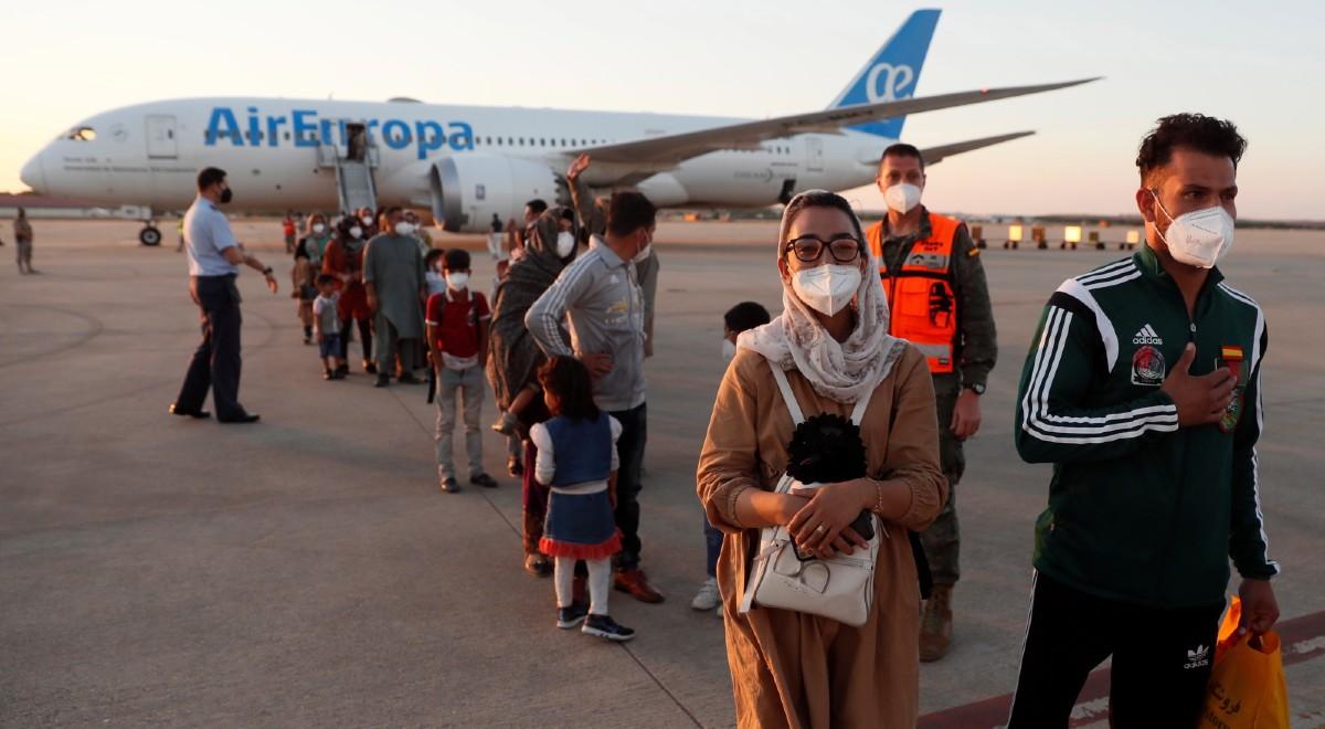 Ewakuacja z Afganistanu. Amerykanie korzystają z cywilnych linii lotniczych