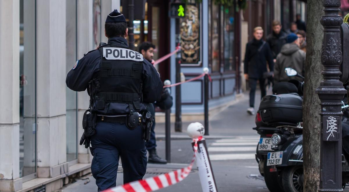 Coraz więcej napaści i zabójstw we Francji. "Le Figaro" ujawnia zatrważający raport 