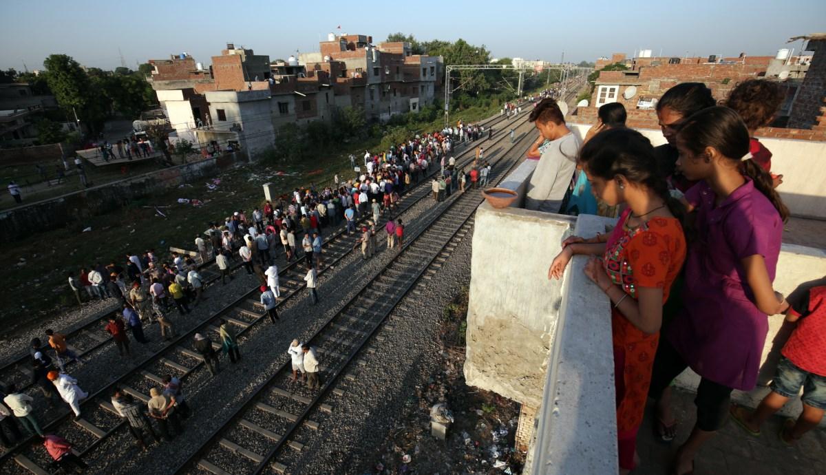 Wzrosła liczba ofiar katastrofy kolejowej w Indiach
