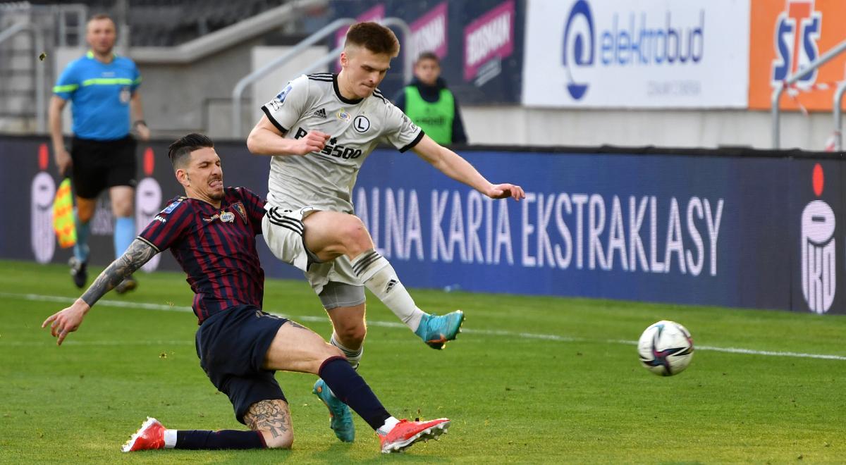 Ekstraklasa: Legia przegrała w hicie kolejki. Pogoń zostaje w grze o mistrzostwo