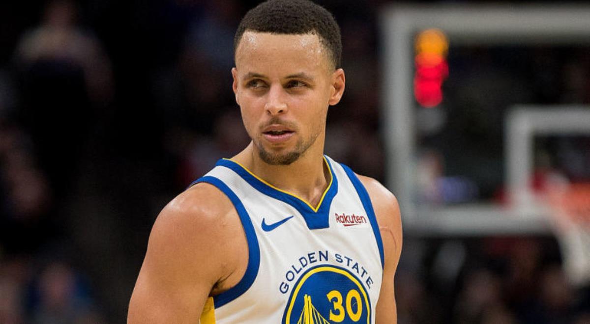 NBA: złamana ręka gwiazdora Golden State Warriors. Stephen Curry podda się operacji? 