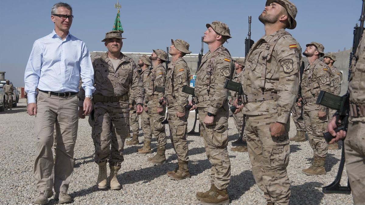Spotkanie ministrów obrony państw NATO. Sojusz zwiększy zaangażowanie w Iraku?