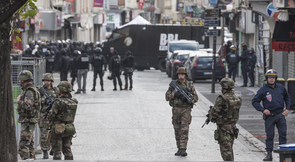 Chwile grozy w Paryżu. Mężczyzna groził wysadzeniem irańskiego konsulatu