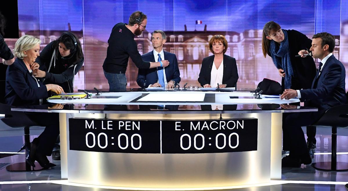 Finisz kampanii prezydenckiej we Francji. Macron zwiększa przewagę 