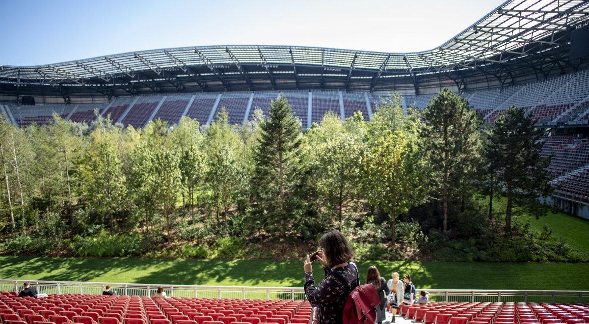 Austria: stadion piłkarski zamieniony w las. Polacy grali tam podczas Euro 2008