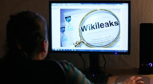 Współtwórca WikiLeaks: Assange to żądny władzy paranoik i megaloman