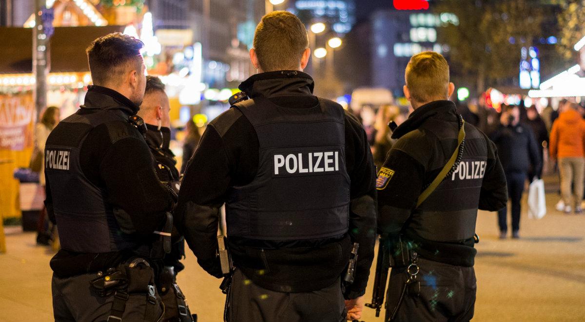 Niemcy: planowali zamachy na polityków i migrantów. Neonazistowska grupa rozbita