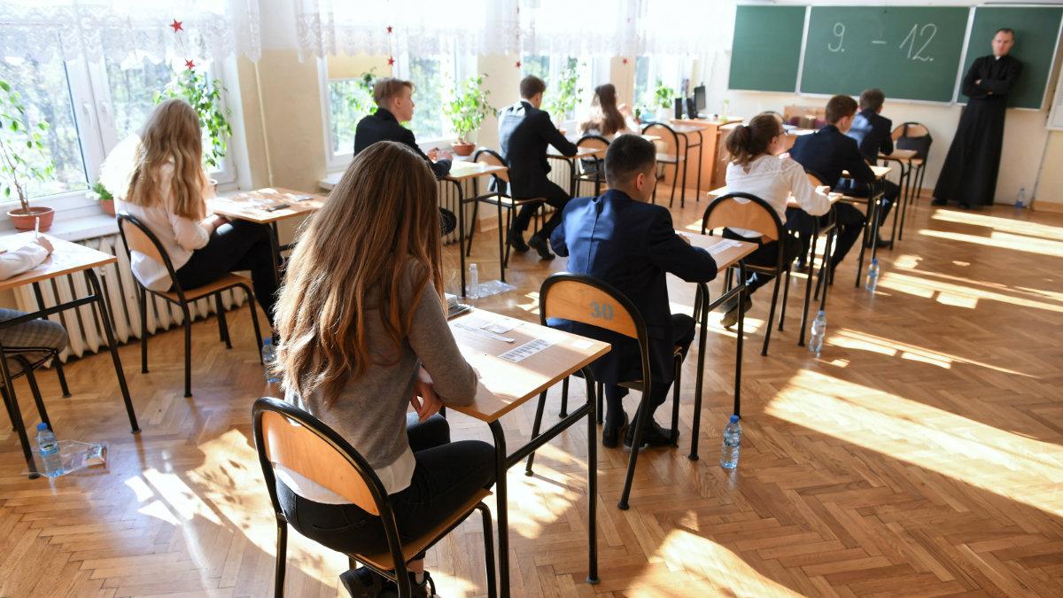 Minister edukacji: egzaminy ósmoklasisty bez zakłóceń