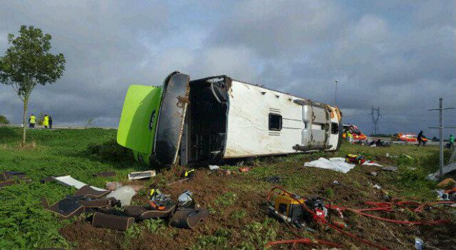 Wypadek autobusu Flixbus we Francji. 33 osoby ranne, 4 w stanie ciężkim