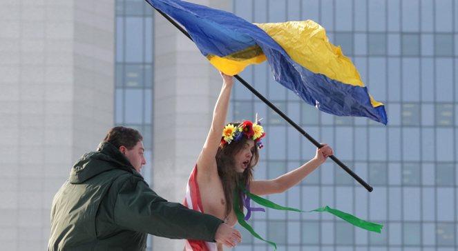 Działaczki Femen w Moskwie. "Zgasić Gazprom" 