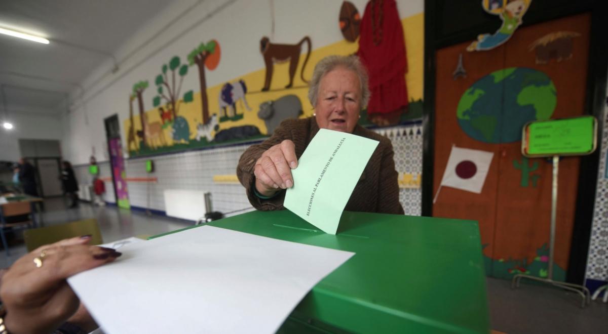 Wybory lokalne w Andaluzji wygrali socjaliści, mandaty zdobyła też skrajna prawica 