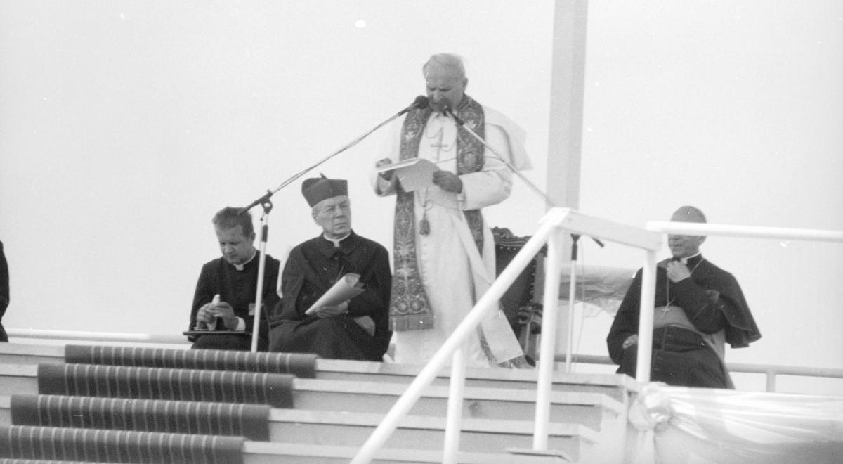 Fundacja Dzieło Nowego Tysiąclecia. "Żywy pomnik" papieża Jana Pawła II