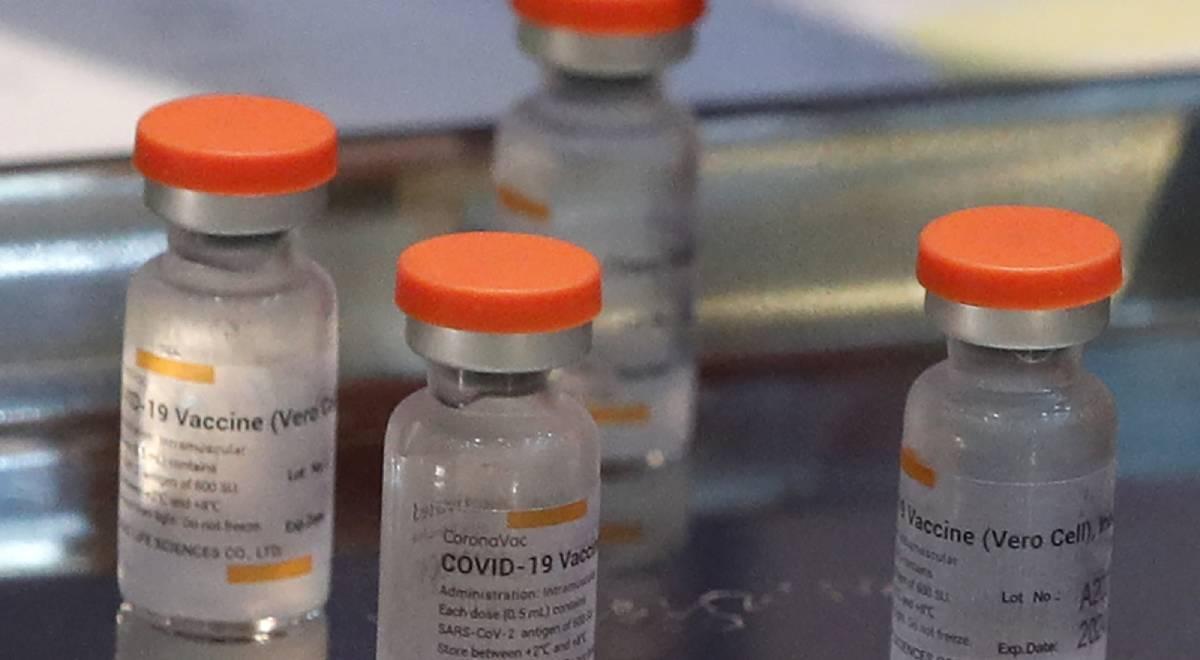 Kolejna dostawa szczepionek przeciw COVID-19 dotrze dziś do Polski. To ponad pół miliona dawek