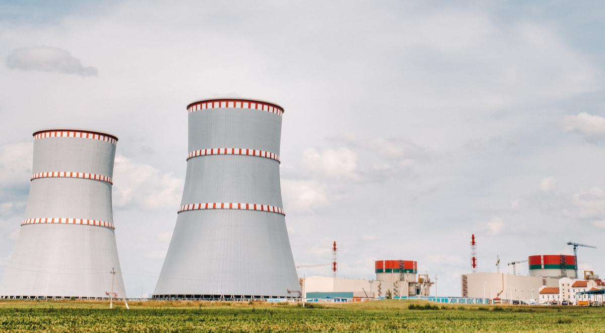 "Potencjalna bomba jądrowa". Białoruska opozycja przeciw elektrowni jądrowej w Ostrowcu