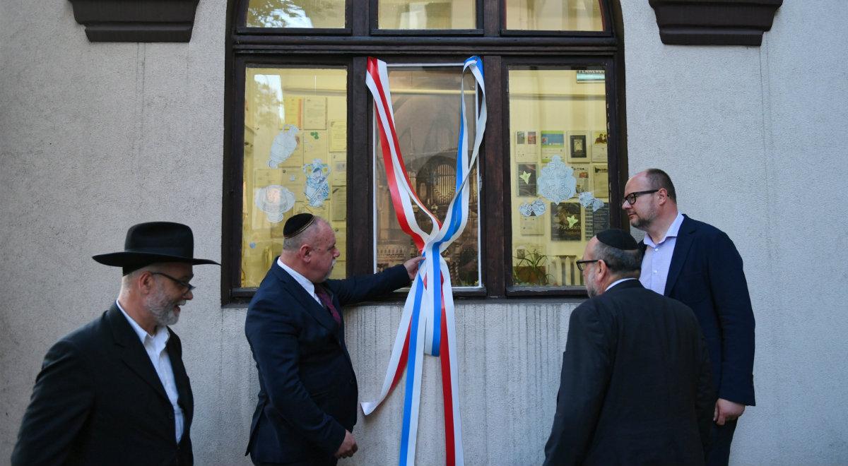 Sąd: mężczyzna, który wybił okno w synagodze w Gdańsku trafił do aresztu