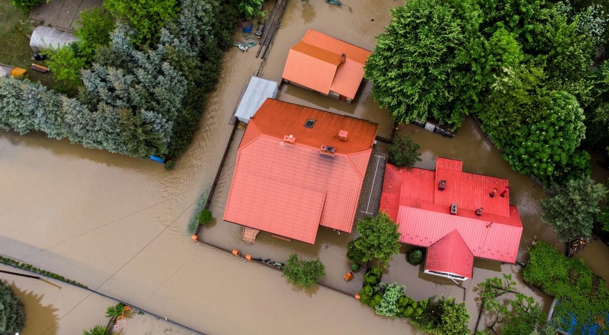 IMGW: największe sumy opadów od dekad, istnieje groźba powodzi