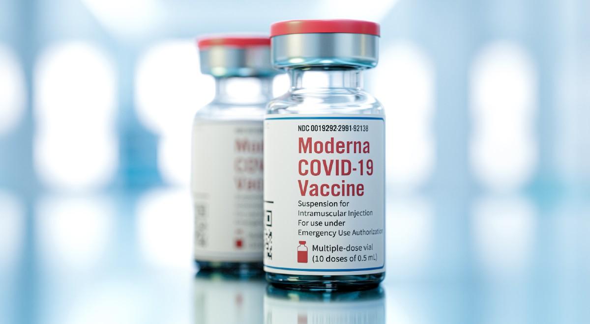 EMA analizuje wniosek Moderny dot. szczepień nastolatków