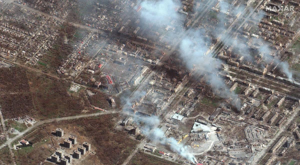 Mariupol wciąż bombardowany. Trwa rosyjska ofensywa na ukraińskie przyczółki
